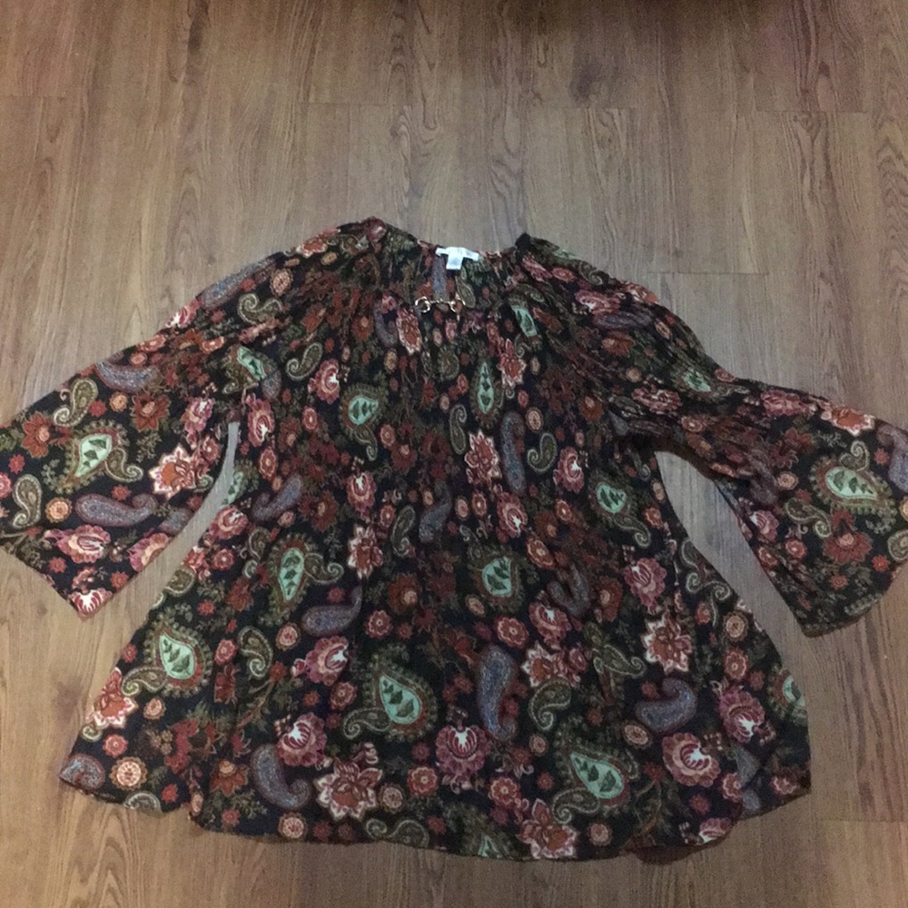 Spense 3/4 bell sleeve V blouse 3X